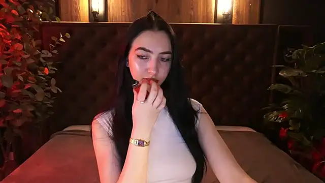 WildKittenX  online show from April 1, 5:41 am