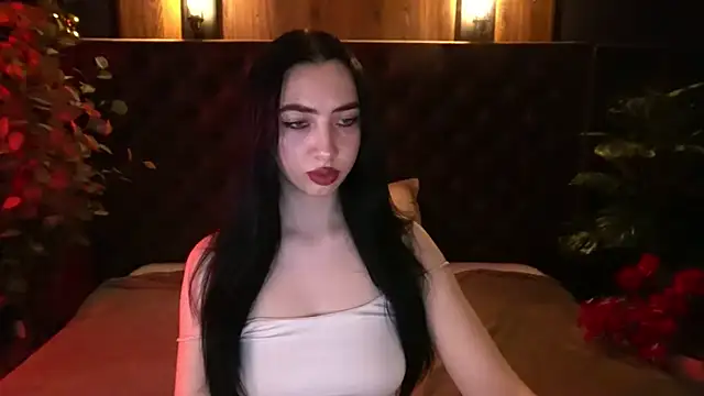 WildKittenX  online show from April 3, 5:49 am