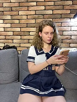 nemesidaM online show from March 17, 10:27 am