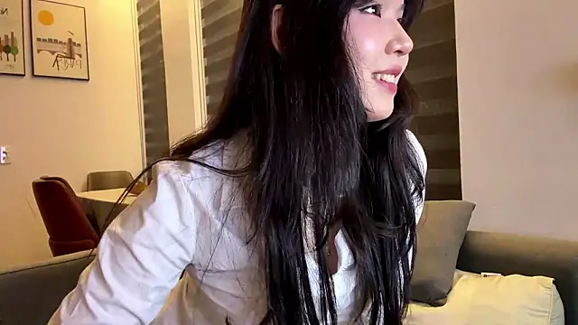 melana love online show from March 17, 11:46 am