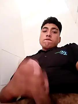 crisssalazar online show from October 23, 9:46 pm