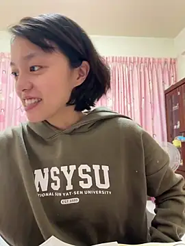 ladypaggy online show from March 10, 9:25 am