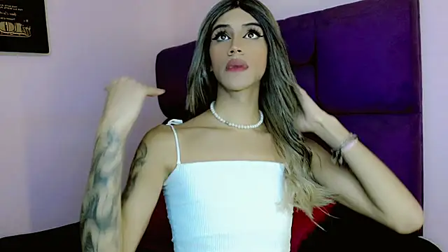 Snapshot of Anastasia_hots chatting on March 15, 2:03 am Anastasia hots online show from March 15, 2:03 am