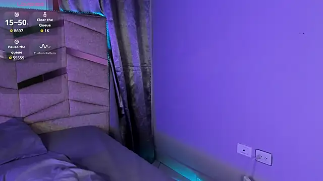 MadissonLee   online show from December 4, 8:28 pm