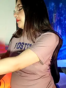 MiaStarts online show from February 1, 10:14 am