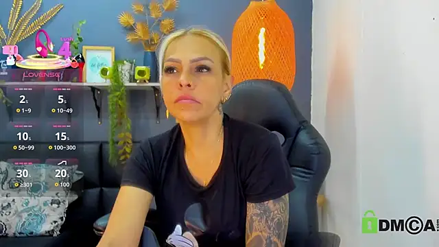 yessila parker online show from May 12, 8:44 am