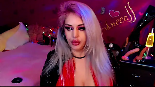 Snapshot of AndreeaJJ chatting on March 19, 8:32 pm AndreeaJJ online show from March 19, 8:32 pm