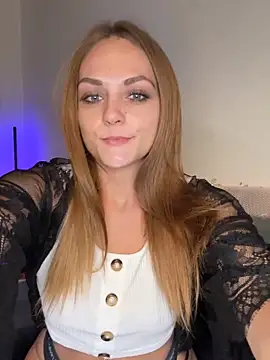 Snapshot of OCTAPUSSY2000 chatting on November 9, 8:29 pm OCTAPUSSY2000 online show from November 9, 8:29 pm