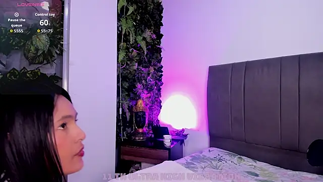 Fernanda liie  online show from February 13, 12:12 pm