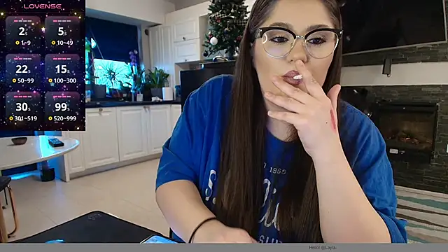 Layla- online show from January 9, 10:20 am