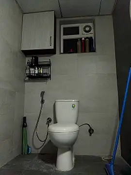 freakydesi online show from February 27, 2:21 pm