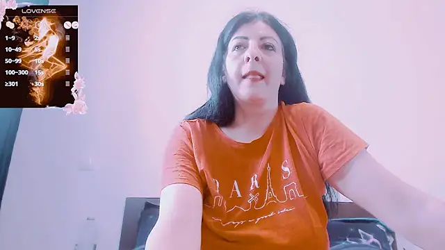 Snapshot of Alina_eve chatting on October 12, 9:19 am Alina eve online show from October 12, 9:19 am