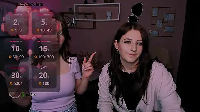 Snapshot of helli_belli chatting on October 21, 8:09 pm helli belli online show from October 21, 8:09 pm