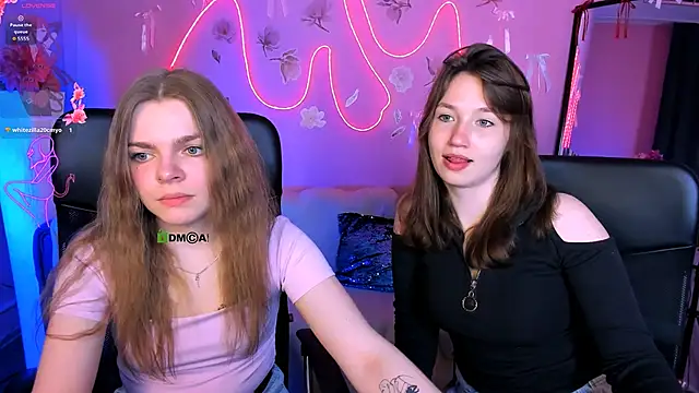 Snapshot of helli_belli chatting on May 3, 7:20 pm helli belli online show from May 3, 7:20 pm