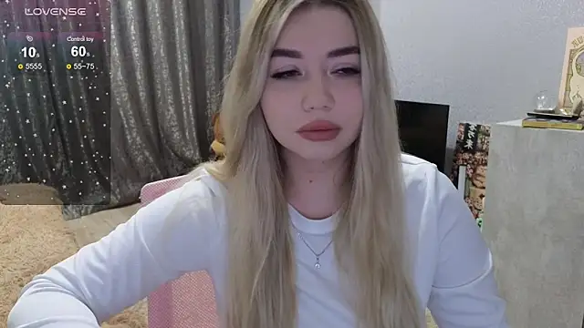 maaaay20 online show from March 3, 2:15 pm