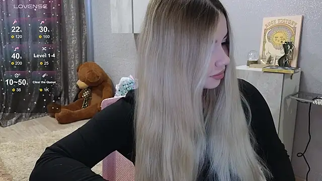 maaaay20 online show from March 4, 5:00 am