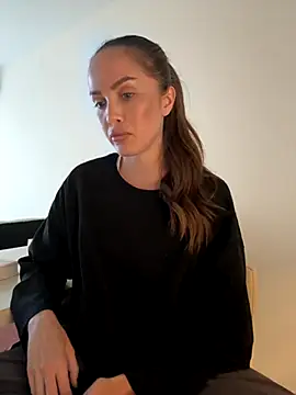 Snapshot of Beverly_Hilll chatting on September 19, 1:12 pm Beverly Hilll online show from September 19, 1:12 pm