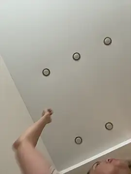 Snapshot of Beverly_Hilll chatting on October 13, 12:27 pm Beverly Hilll online show from October 13, 12:27 pm