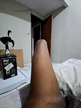 Snapshot of predadorr29 chatting on March 3, 5:09 am predadorr29 online show from March 3, 5:09 am