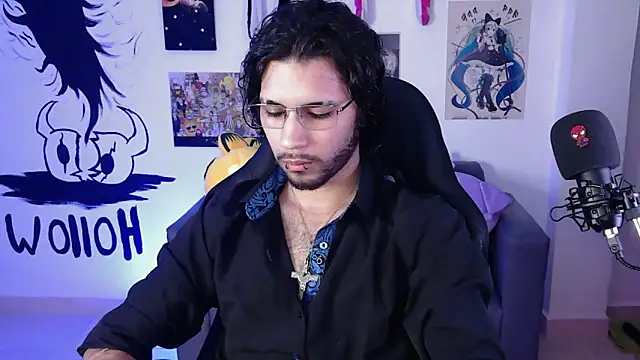 Snapshot of oezack___ chatting on March 21, 4:29 pm oezack    online show from March 21, 4:29 pm