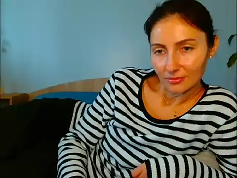 Snapshot of Irina9793 chatting on October 9, 8:01 am Irina9793 online show from October 9, 8:01 am