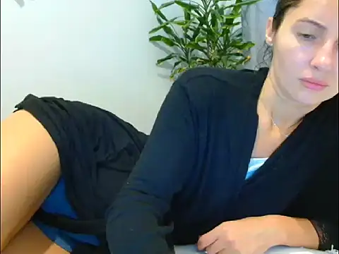 Snapshot of Irina9793 chatting on July 23, 3:32 pm Irina9793 online show from July 23, 3:32 pm