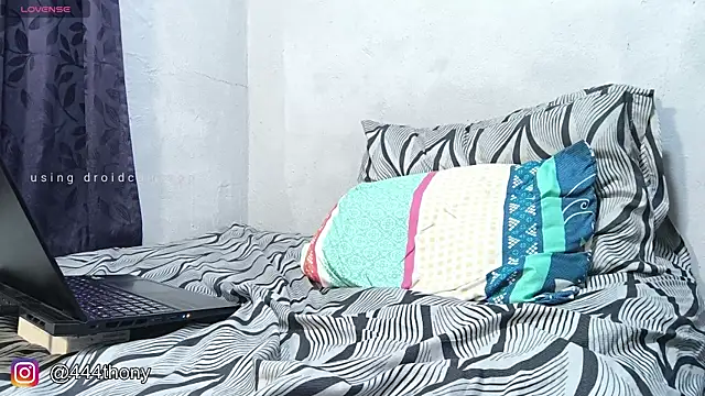 Thony444 online show from November 5, 5:51 am