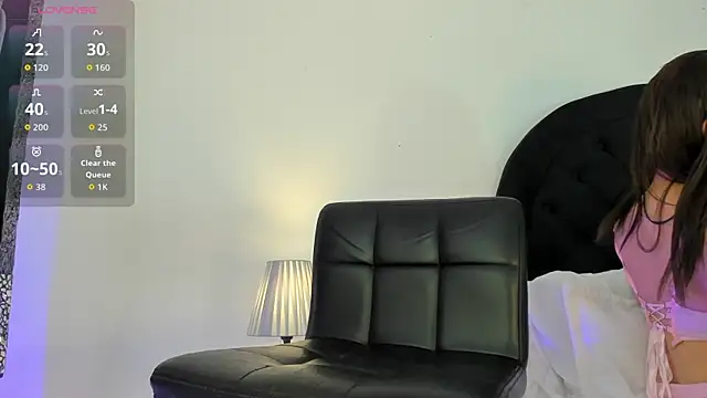 sasha blake  online show from July 30, 12:15 pm