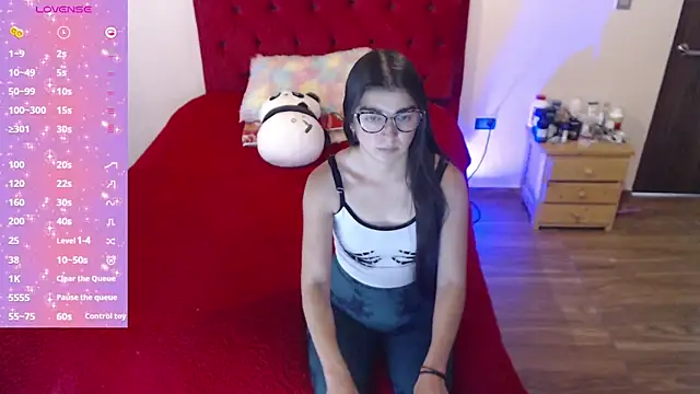 Snapshot of Saray_honey04 chatting on September 22, 7:38 pm Saray honey04 online show from September 22, 7:38 pm