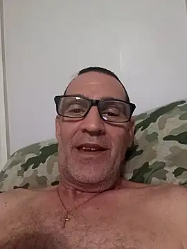 Snapshot of Aluntrus@xh chatting on March 20, 5:25 pm Aluntrusxh online show from March 20, 5:25 pm