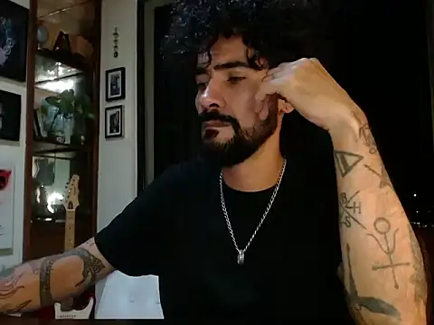 Snapshot of Bhbroadcast chatting on February 28, 12:22 am Bhbroadcast online show from February 28, 12:22 am