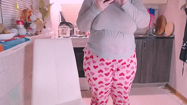 SoftLia online show from December 31, 5:51 pm