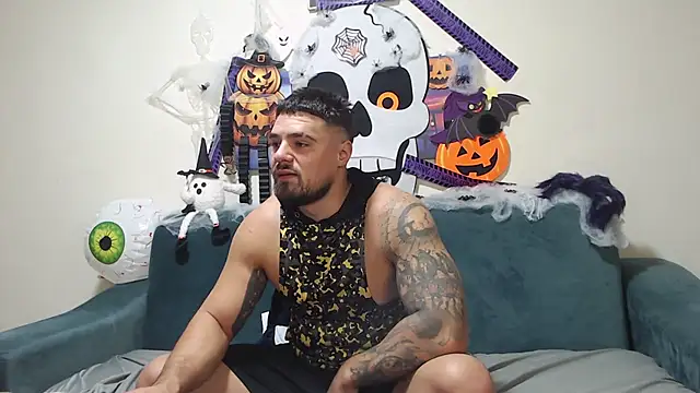 Tiberius hunk online show from October 27, 2:10 pm