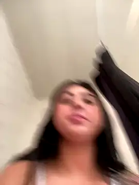 Snapshot of mayteziinhaa chatting on October 7, 11:40 am mayteziinhaa online show from October 7, 11:40 am