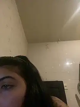 Snapshot of mayteziinhaa chatting on November 5, 11:49 pm mayteziinhaa online show from November 5, 11:49 pm