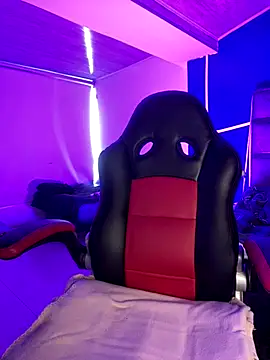 sofia 23x online show from December 18, 1:06 pm