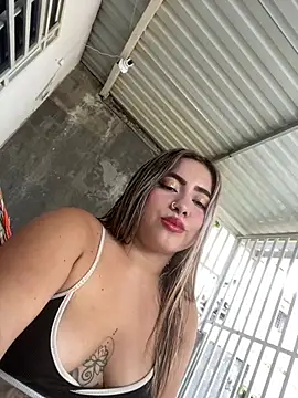 lunaxxx 69 online show from March 18, 9:07 pm