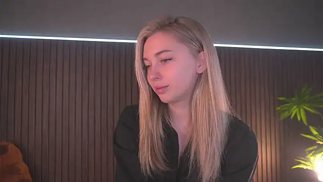 christie luv online show from September 27, 5:23 am