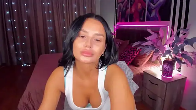 DanaSincere online show from October 4, 5:49 am