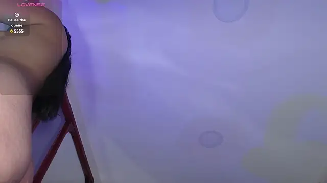 milu23   online show from March 17, 2:31 pm