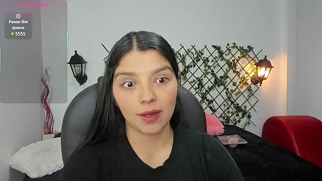 issa  nassar online show from October 23, 1:54 pm