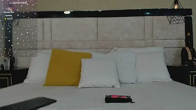 LiliJensen online show from January 10, 8:43 pm