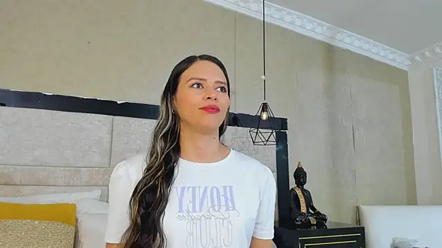 LiliJensen online show from January 13, 8:47 pm