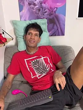 Miguel bigcock online show from April 15, 3:24 am