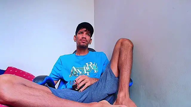 Miguel bigcock online show from June 25, 1:59 pm