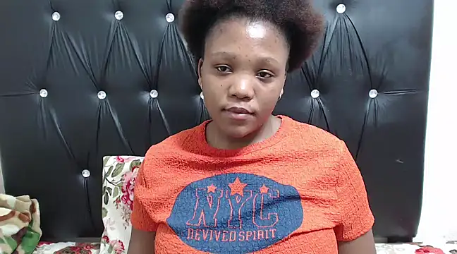 Snapshot of Beyoncex05 chatting on March 11, 8:31 pm Beyoncex05 online show from March 11, 8:31 pm