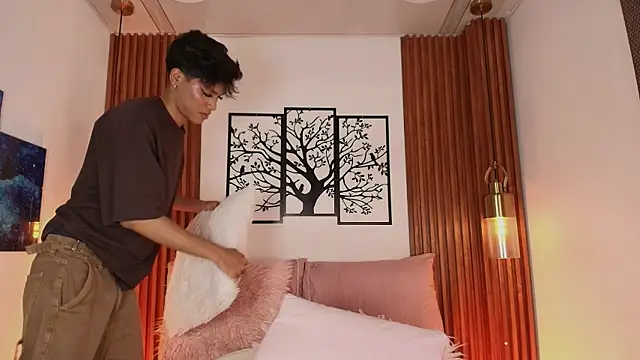 Jonas Rivers online show from January 13, 3:23 am