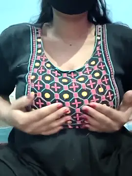 Sexyradha  online show from February 13, 5:09 pm