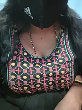 Sexyradha  online show from July 3, 4:35 pm