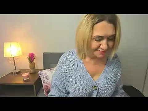 Snapshot of IsabellaSexyMilf chatting on March 21, 1:23 pm IsabellaSexyMilf online show from March 21, 1:23 pm